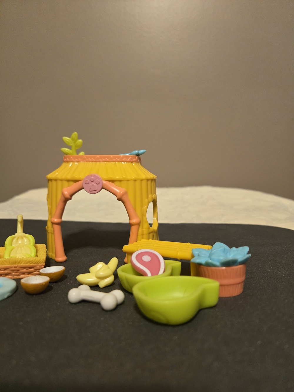 Littlest Pet Shop Jungle Hangout Set - Picture 3 of 9